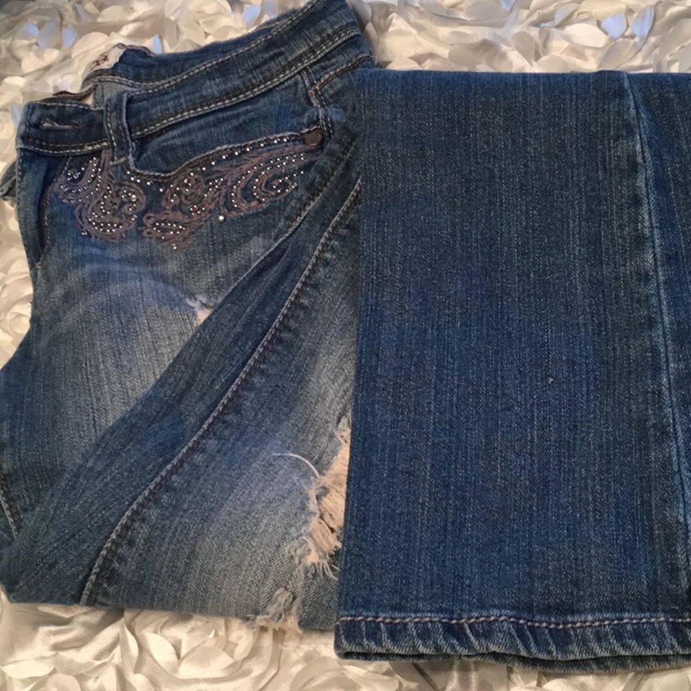 Muddy distressed flare leg jeans